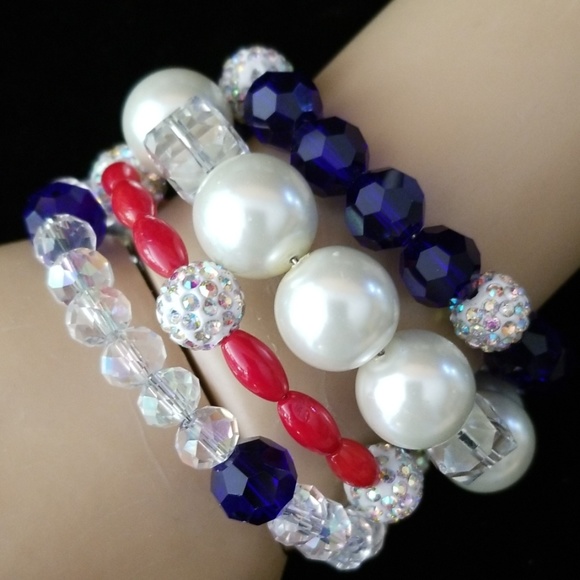 NWT Hand Crafted Boho Beaded Faux Pearl and Rhinestone Wrap Bracelet - Picture 9 of 12